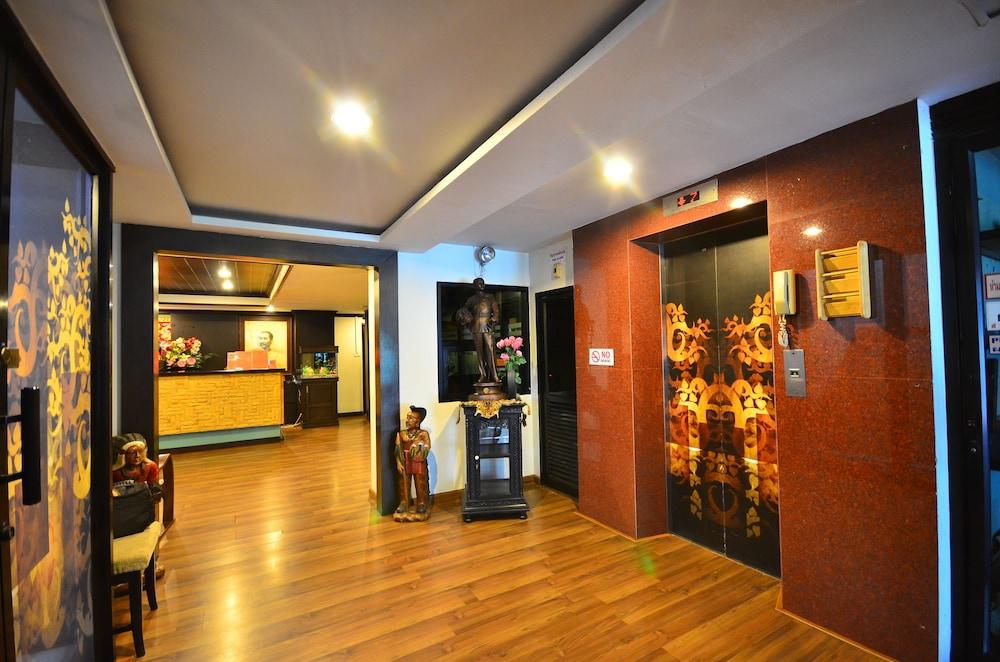 The Heritage Sathorn Suite Hotel Bangkok Exterior foto